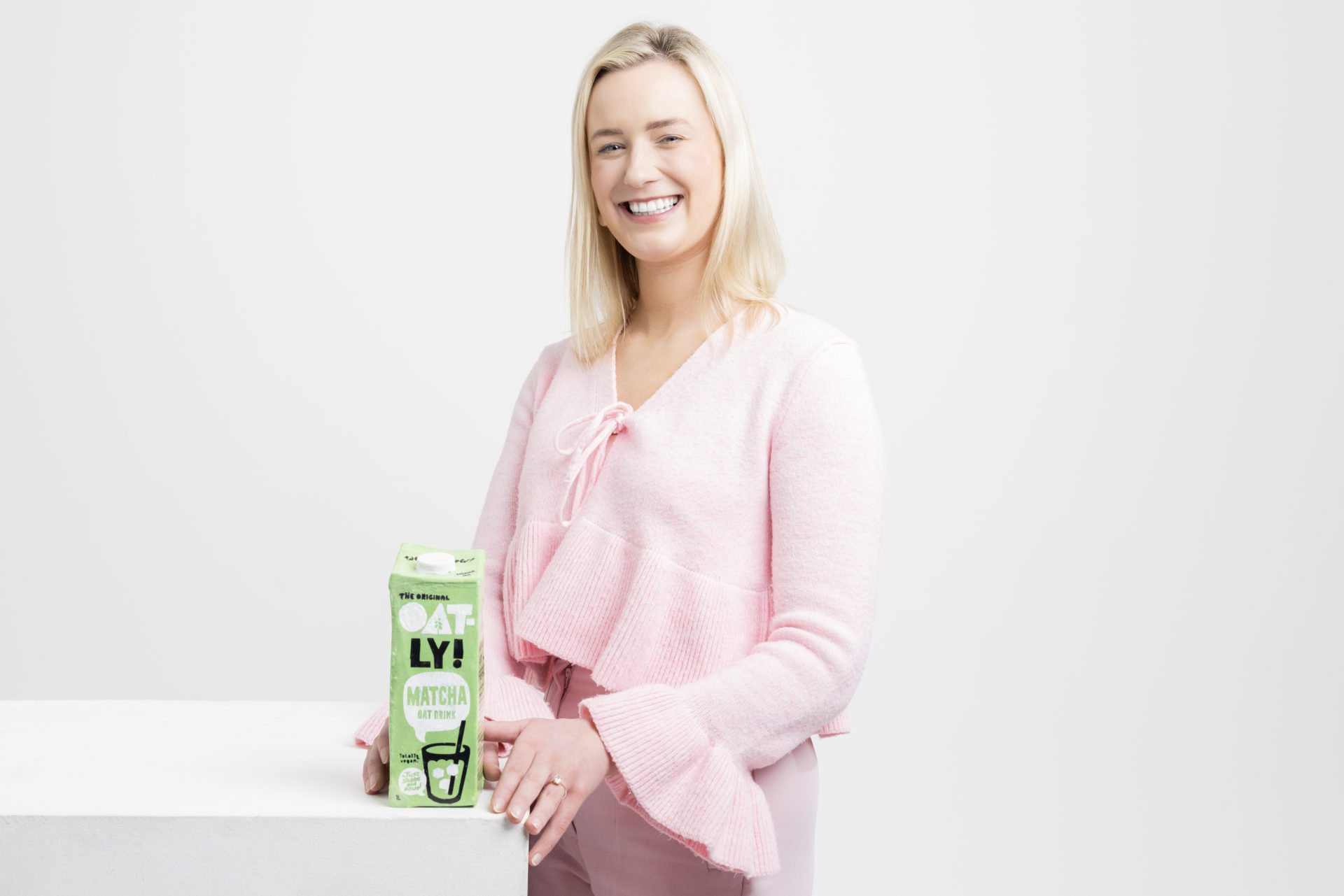 Oatly x Grá Chocolates collaboration